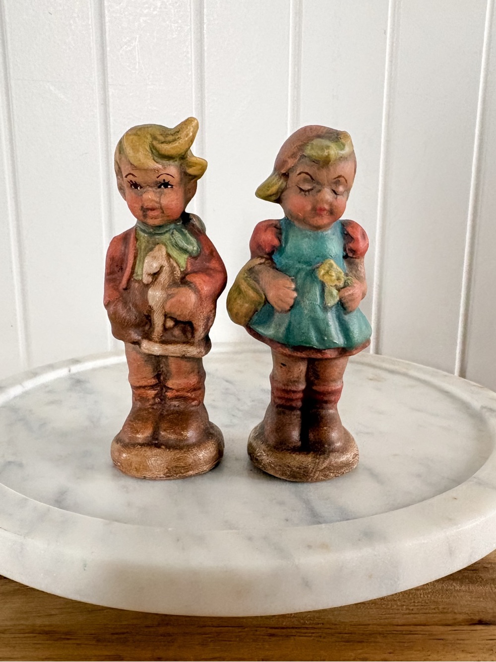 Vintage Chalkware Style Boy & Girl Figurines Pair 4”